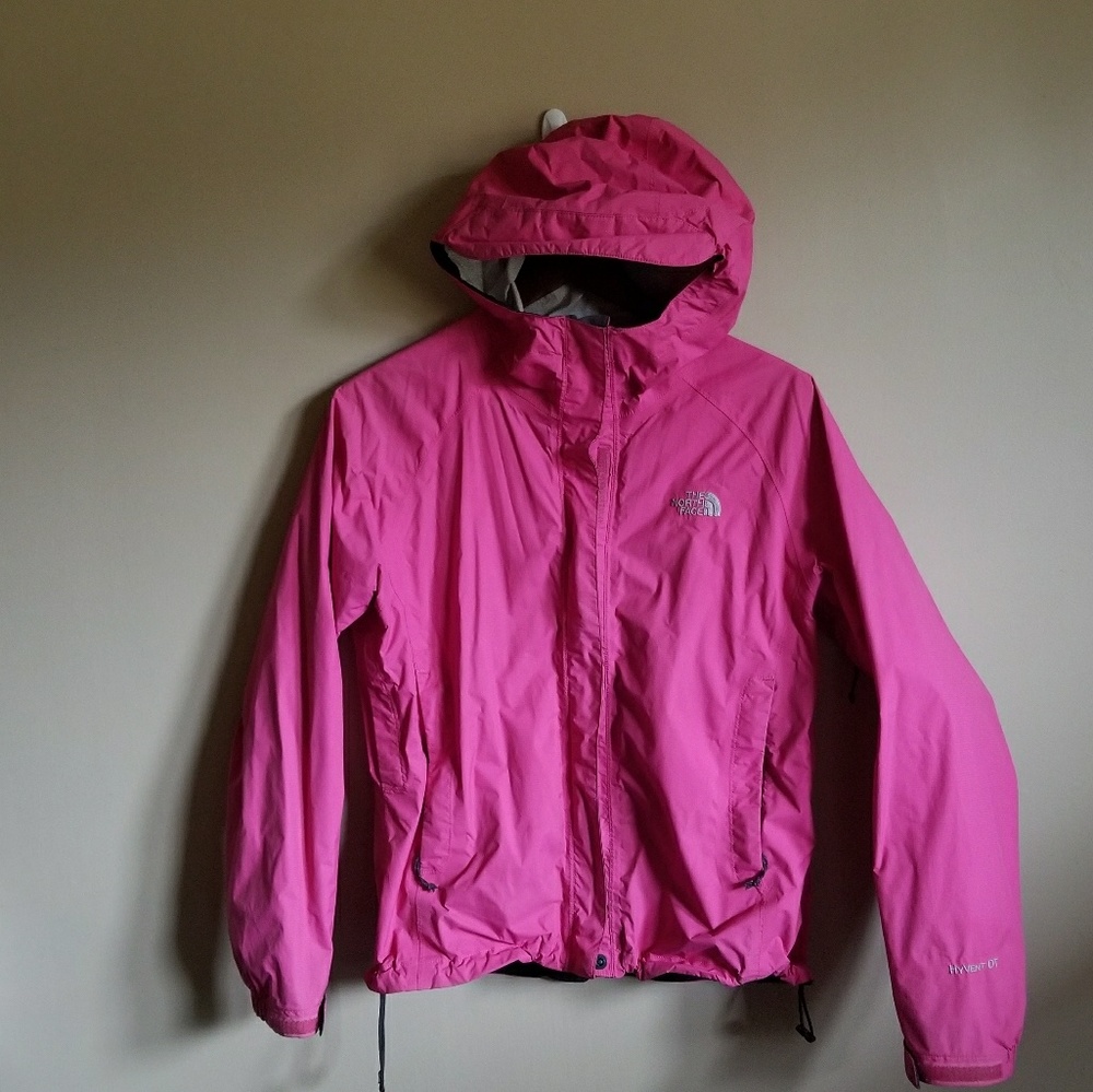 *SOLD* North face venture rain jacket